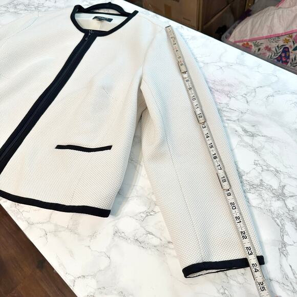 Talbots Women’s 18wp Cream Knit Black Trim Zip Jacket Blazer Size 18wp - Picture 12 of 12